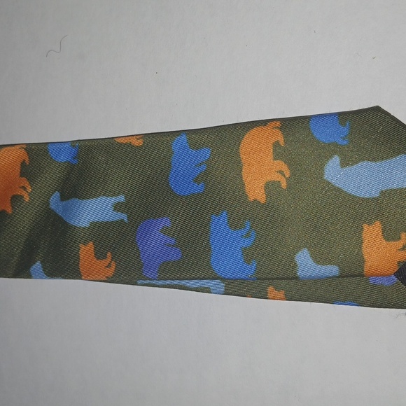 Animal forest boys tie with bear theme multi color  nwt - Picture 3 of 6
